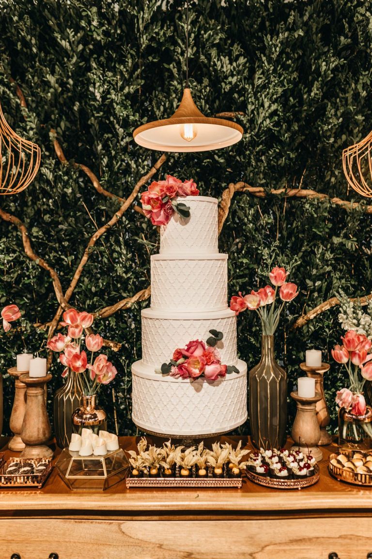 4 TIer Luxury Wedding Cake